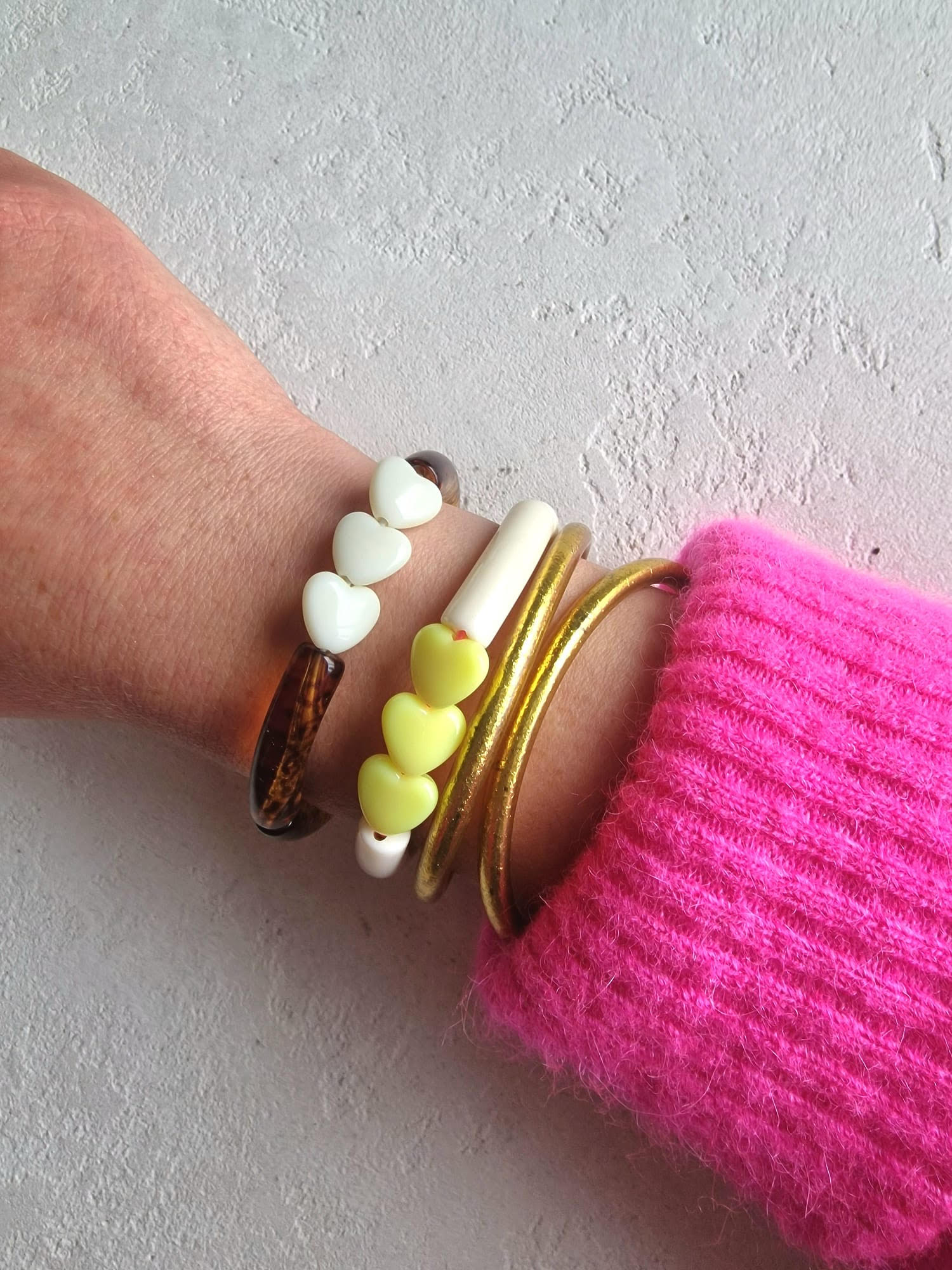 Bracelet fin MONTMARTRE et ses coeurs