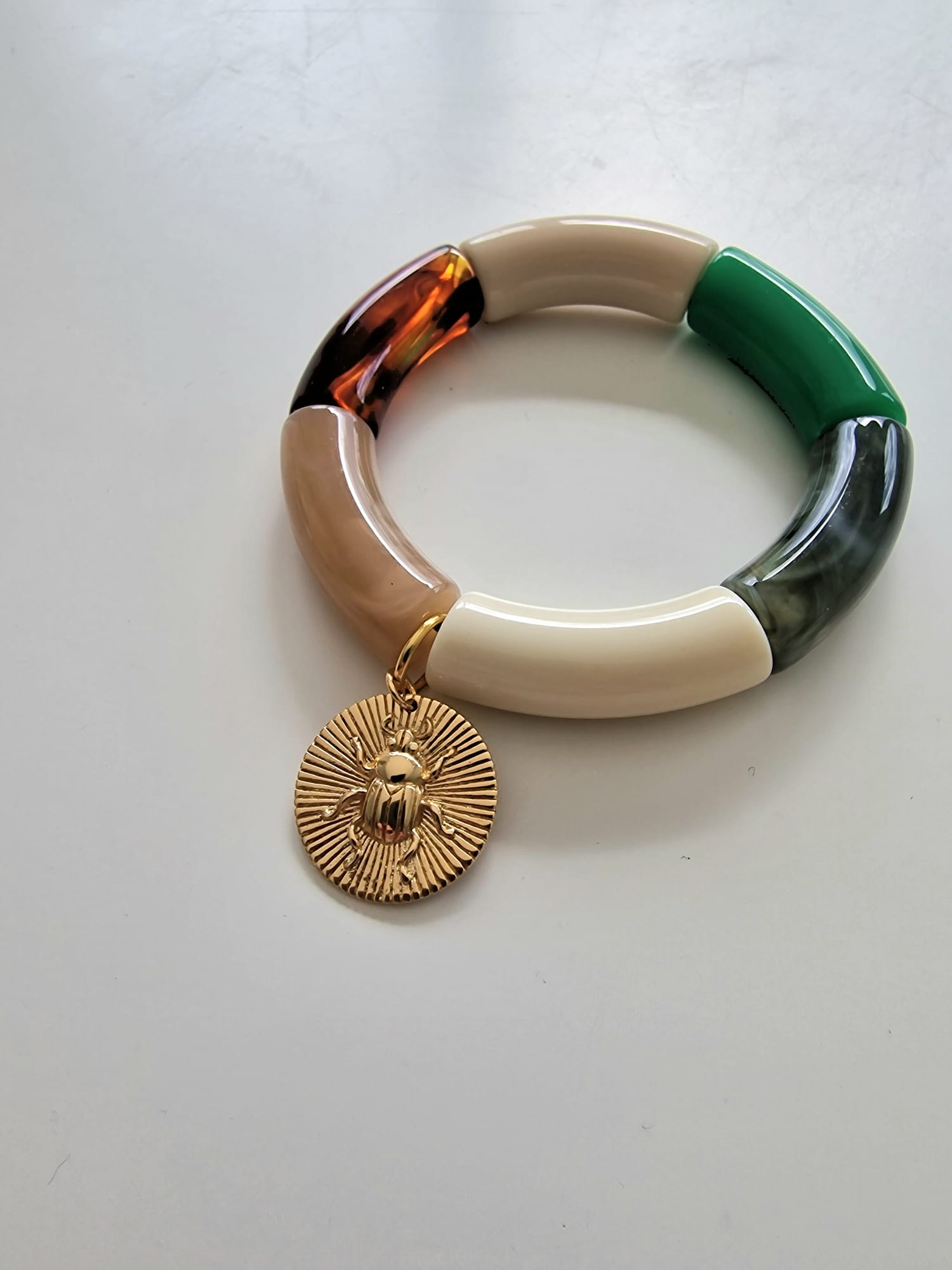 Bracelet au choix et sa médaille Scarabée, en plaqué or 3 microns